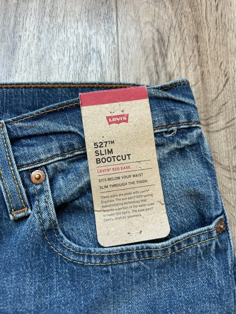 Levis levi 527